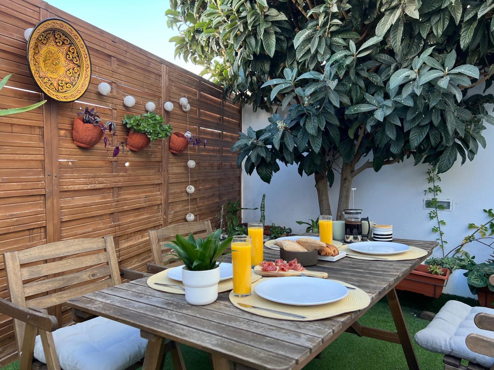 A Levante Conil- Solo Familias Y Parejas Conil De La Frontera Exterior photo